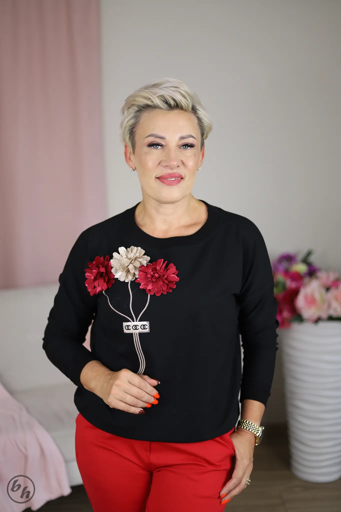 bluzka czarna kwiaty